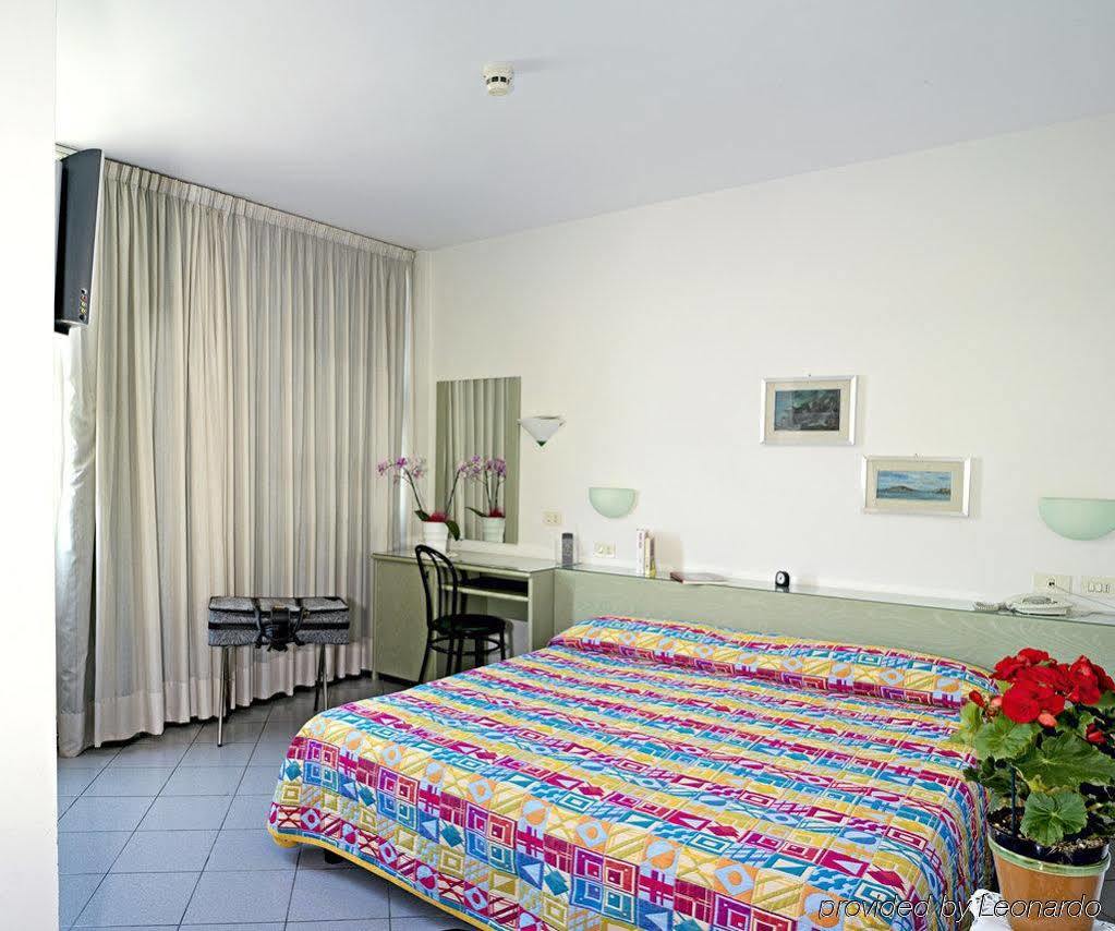 Hotel Primo Campi Bisenzio Eksteriør billede